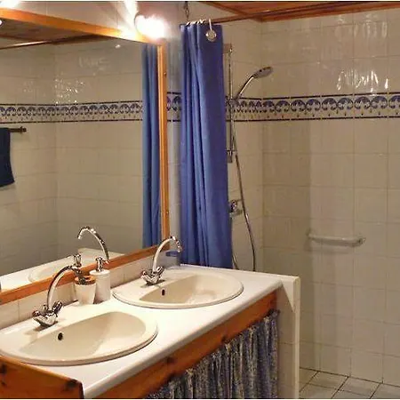 Le Moulinou Oda ve Kahvaltı Moudeyres
